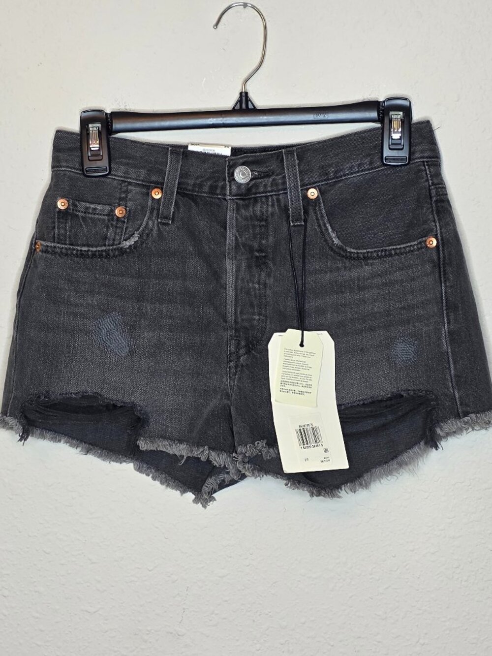 NWT Levi's 501 Women's Jean Shorts, Size 25